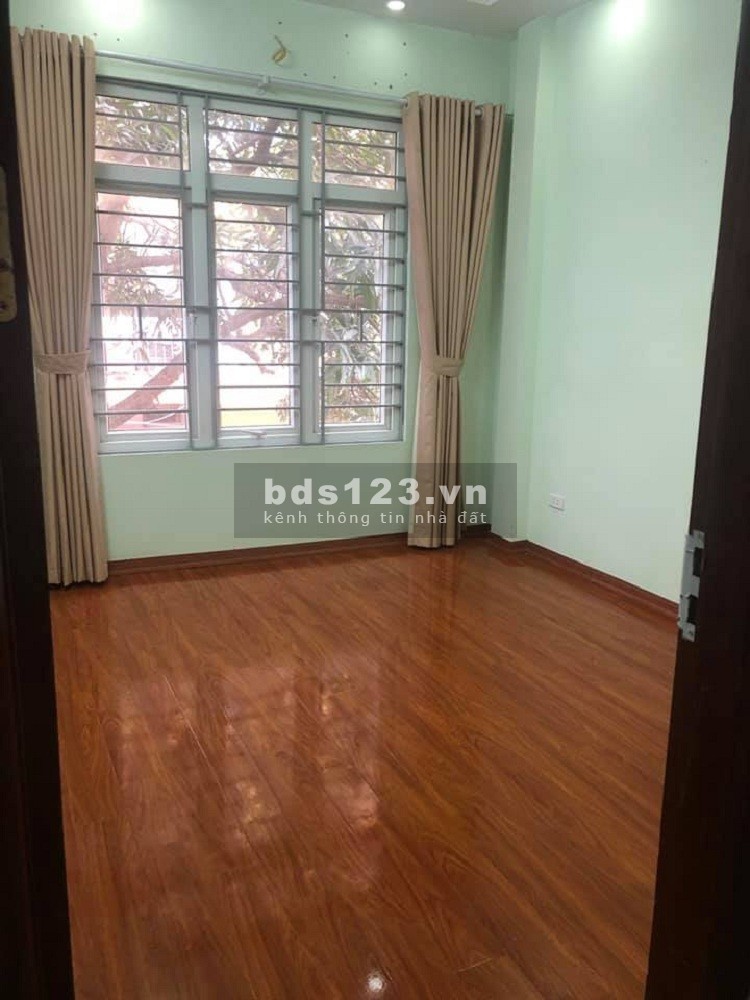 Bán nhà Trung tâm Mỹ Đình - 35 m2, giá nhỉnh 3 tỷ.