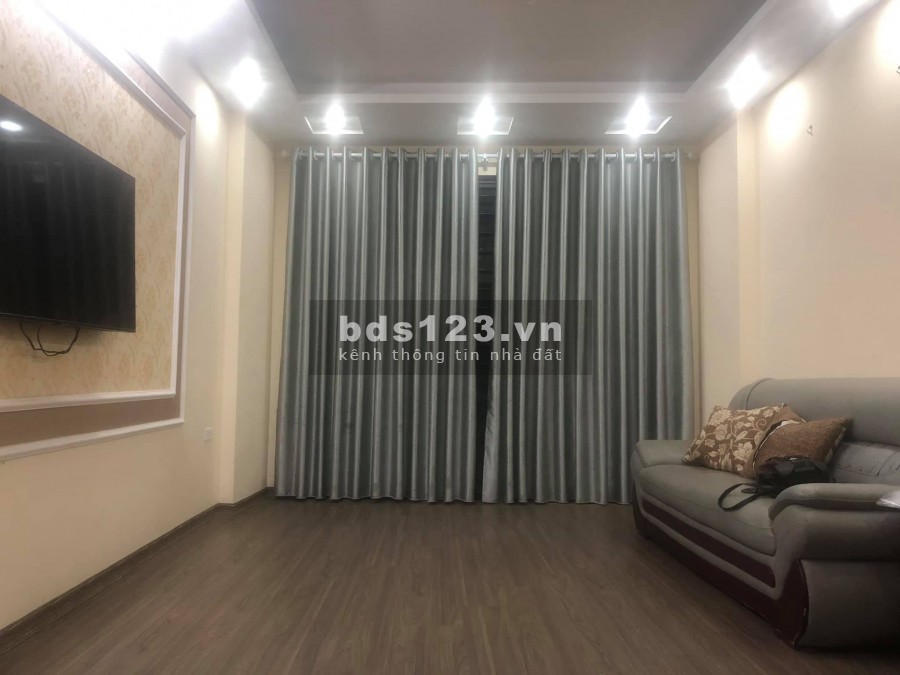 Bán Nhà Phạm Văn Đồng Phân Lô Ô TÔ KD 40M 5T MT3.5m 4.3 Tỷ