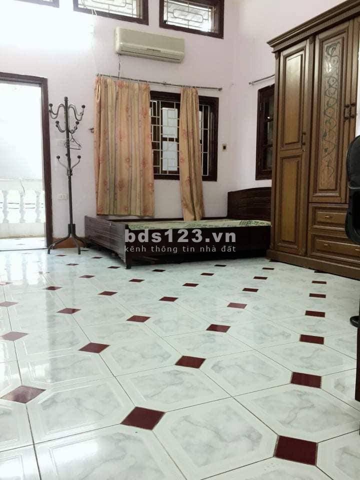 Bán nhà ngõ 290 Kim Mã – Giang Văn Minh, 45m2 *4T, KD doanh thu 17 triệu/tháng, giá 4,2 tỷ