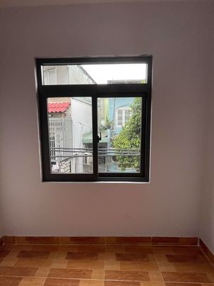 Bán nhà Âu Cơ phường 10, Tân Bình, nở hậu (4 x 12m) chỉ nhỉnh 4 tỷ