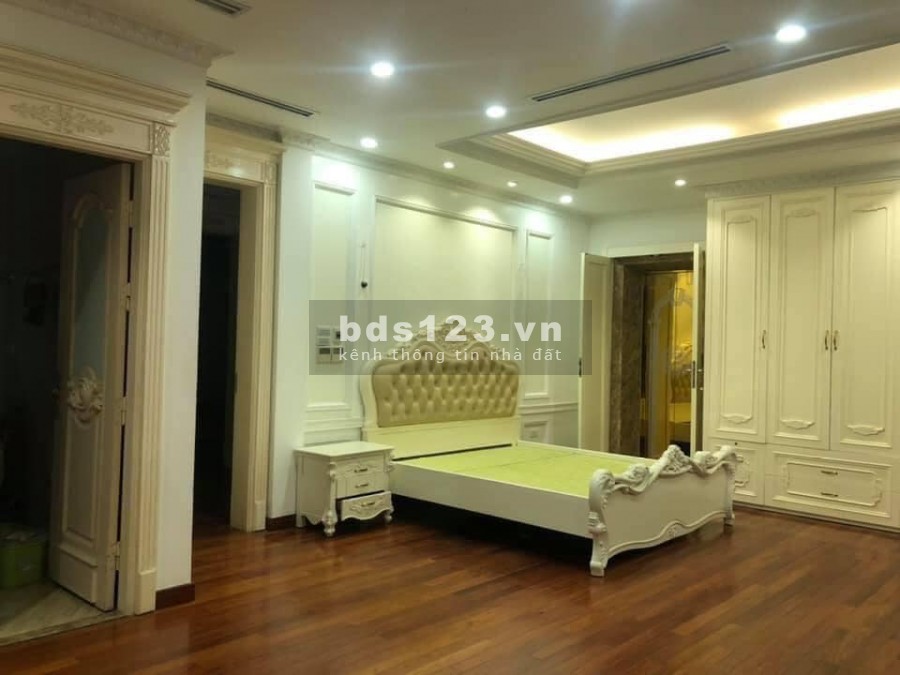 Siêu phẩm kđt Việt Hưng, Long Biên, 4 tầng, giá 33 tỷ, biệt thự sân vườn