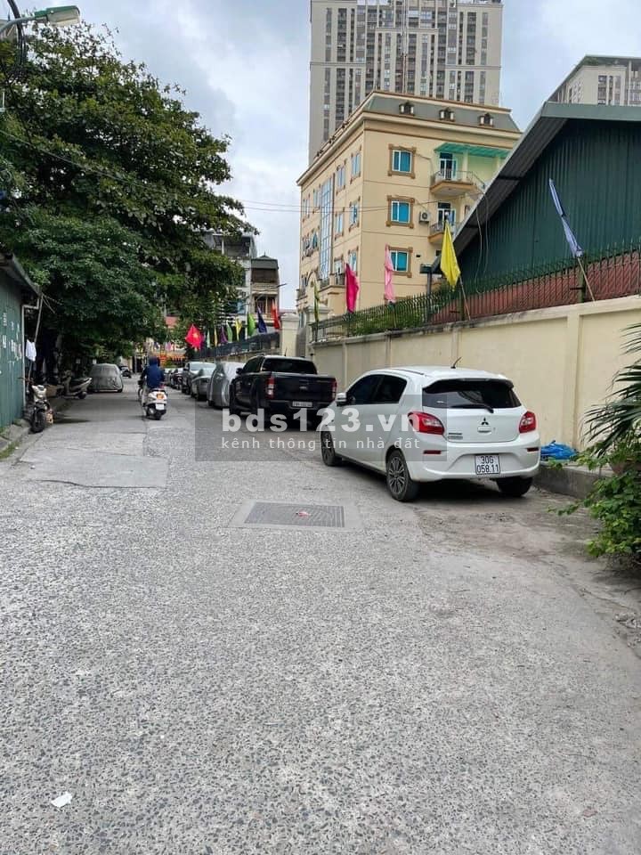 Bán nhà phân lô ngõ 193 Trung Kính, Cầu giấy 70m*5Tầng, đường 7m ô tô cho thuê 400tr/năm 0988296228