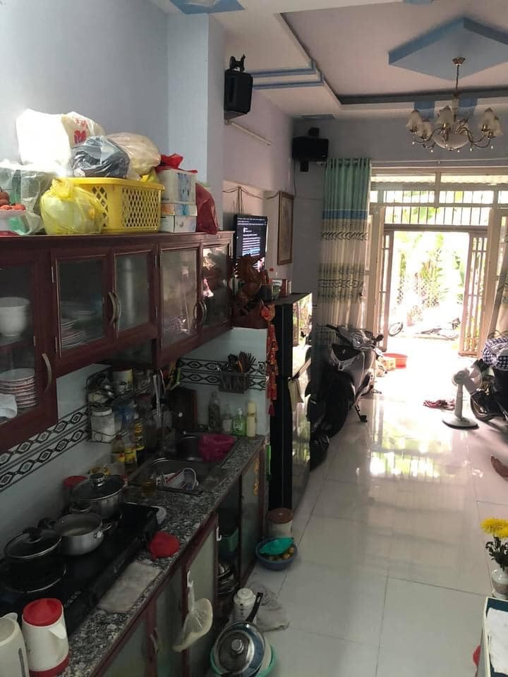 Bán Nhà Lý Thường Kiệt, Quận Tân Bình, 70m 4 tầng 6.6 tỷ, MTKD , ô tô đỗ cửa.