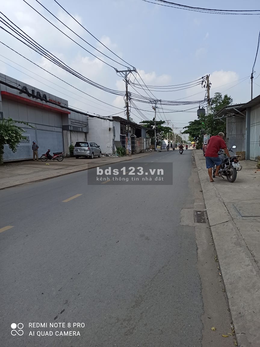 Cần bán đất mặt tiền đường Phạm Văn Sáng, Hóc Môn 20tr/m2