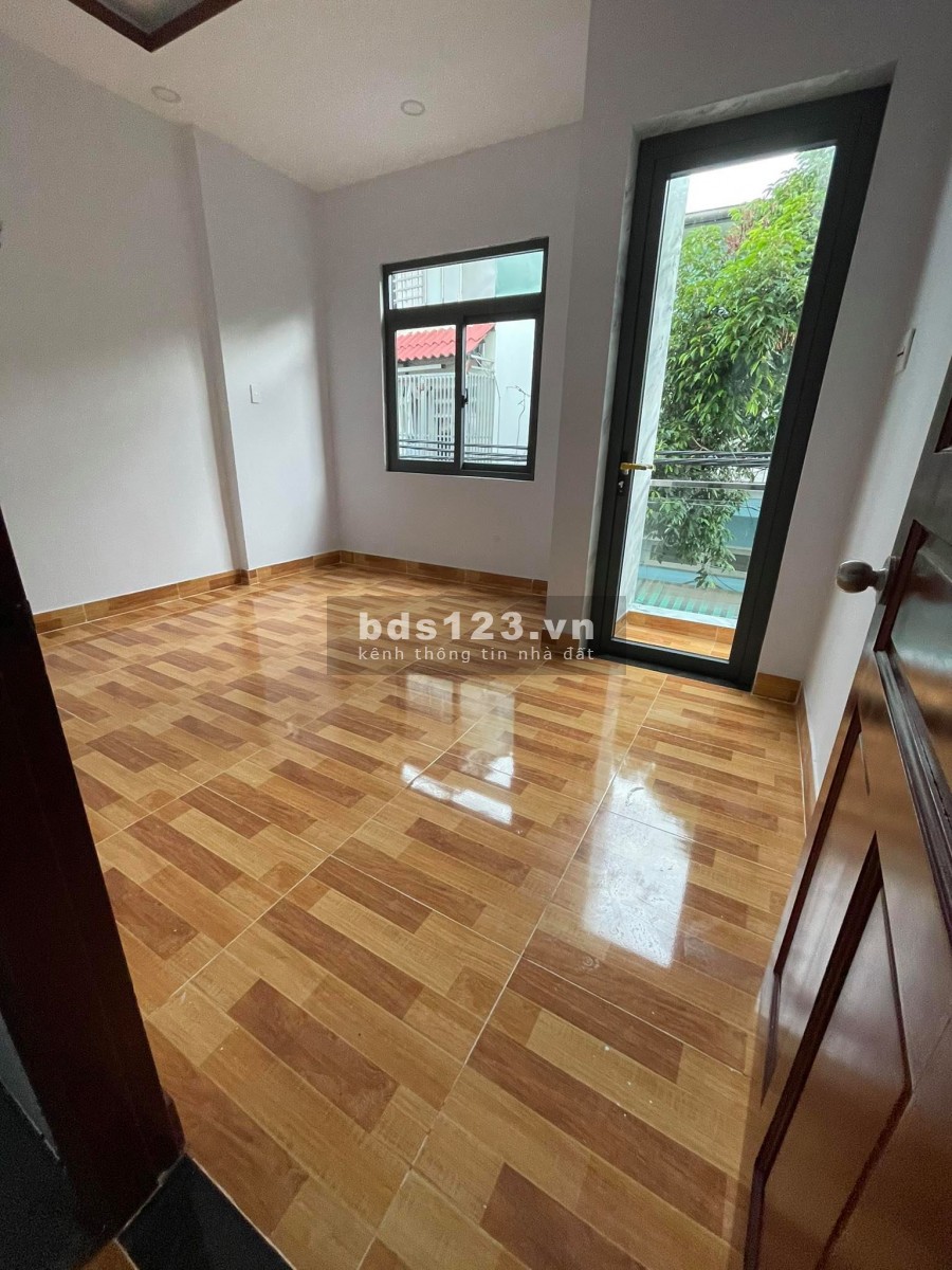 Bán nhà Âu Cơ phường 10, Tân Bình, nở hậu (4 x 12m) chỉ nhỉnh 4 tỷ