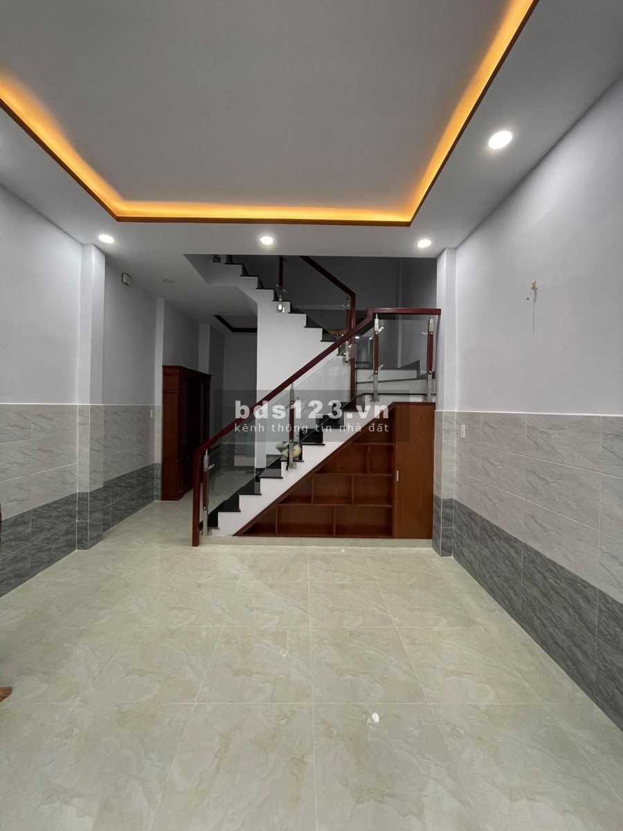 Bán nhà Âu Cơ phường 10, Tân Bình, nở hậu (4 x 12m) chỉ nhỉnh 4 tỷ