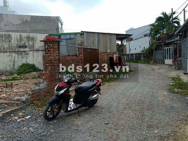 Bán đất thổ cư mặt tiền tân hiệp 30 hóc môn sổ hồng riêng thổ cư 1000 bàn giao liền tay