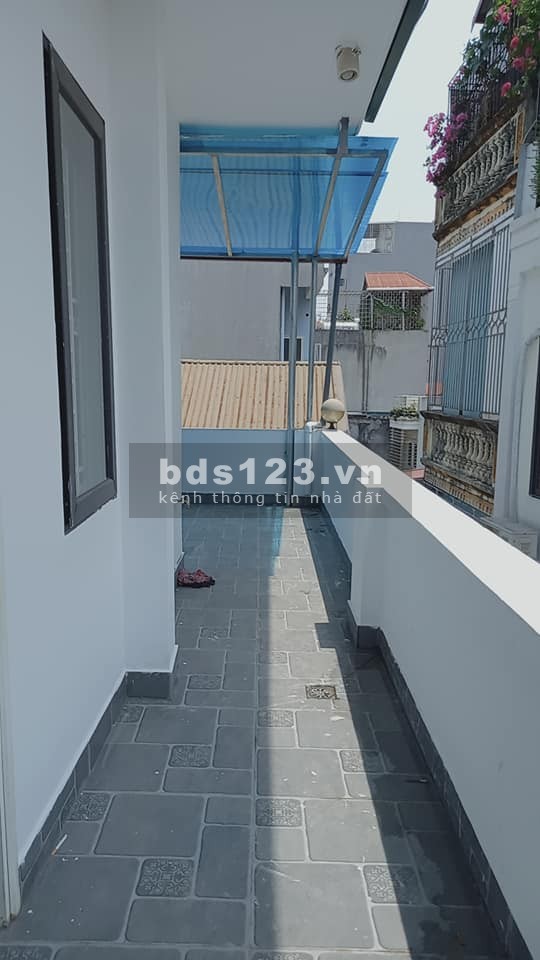 Nhà Ba Đình, ngõ thông, lô góc cực thoáng, dt 54m2 chỉ 6.2 tỷ
