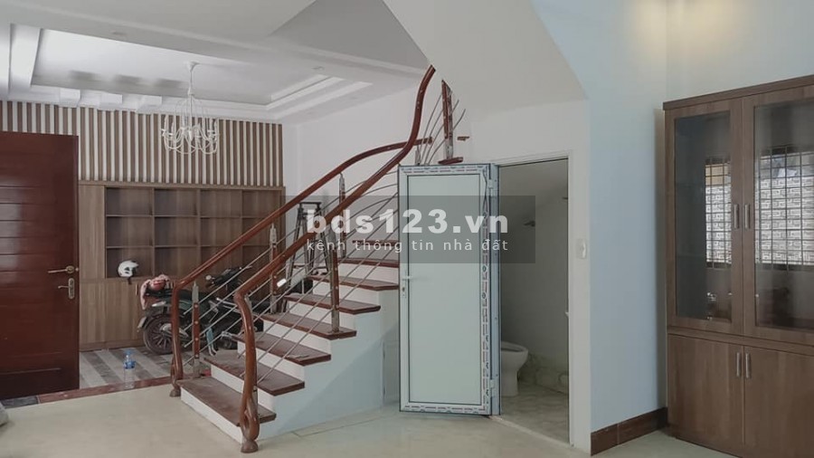 Nhà Ba Đình, ngõ thông, lô góc cực thoáng, dt 54m2 chỉ 6.2 tỷ