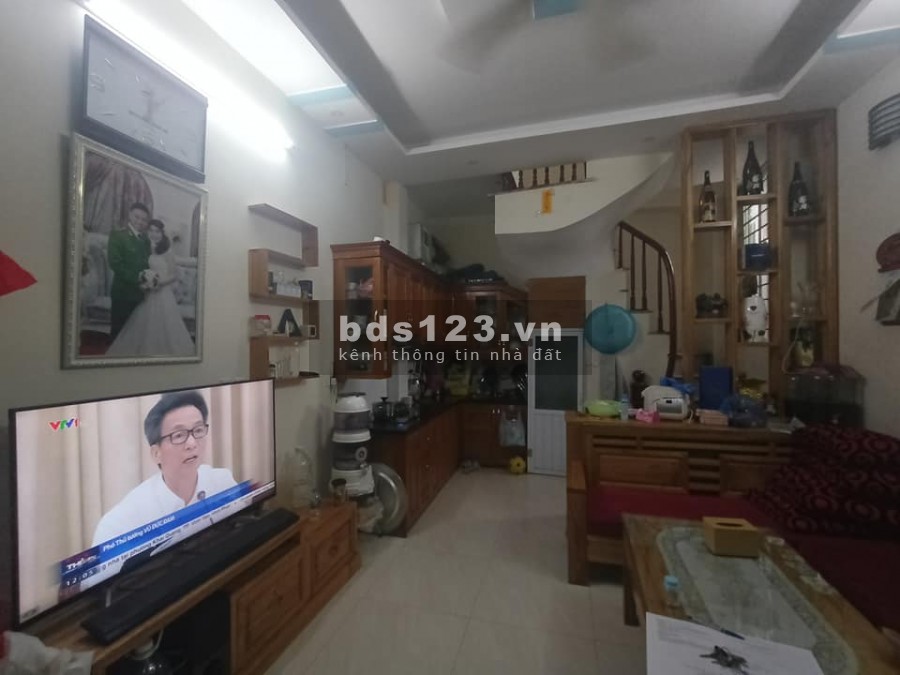 Siêu phẩm Lĩnh Nam ô tô đỗ cổng dt 38m2, nhỉnh 2 tỷ bán luôn