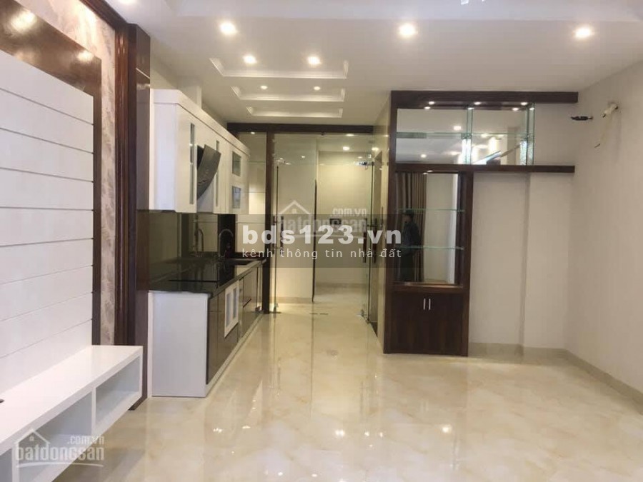 Siêu phẩm Trung Kính 7 tầng thang máy đẹp lung linh, ngõ thông, ô tô tránh, kinh doanh đinh, giá 14.5 tỷ