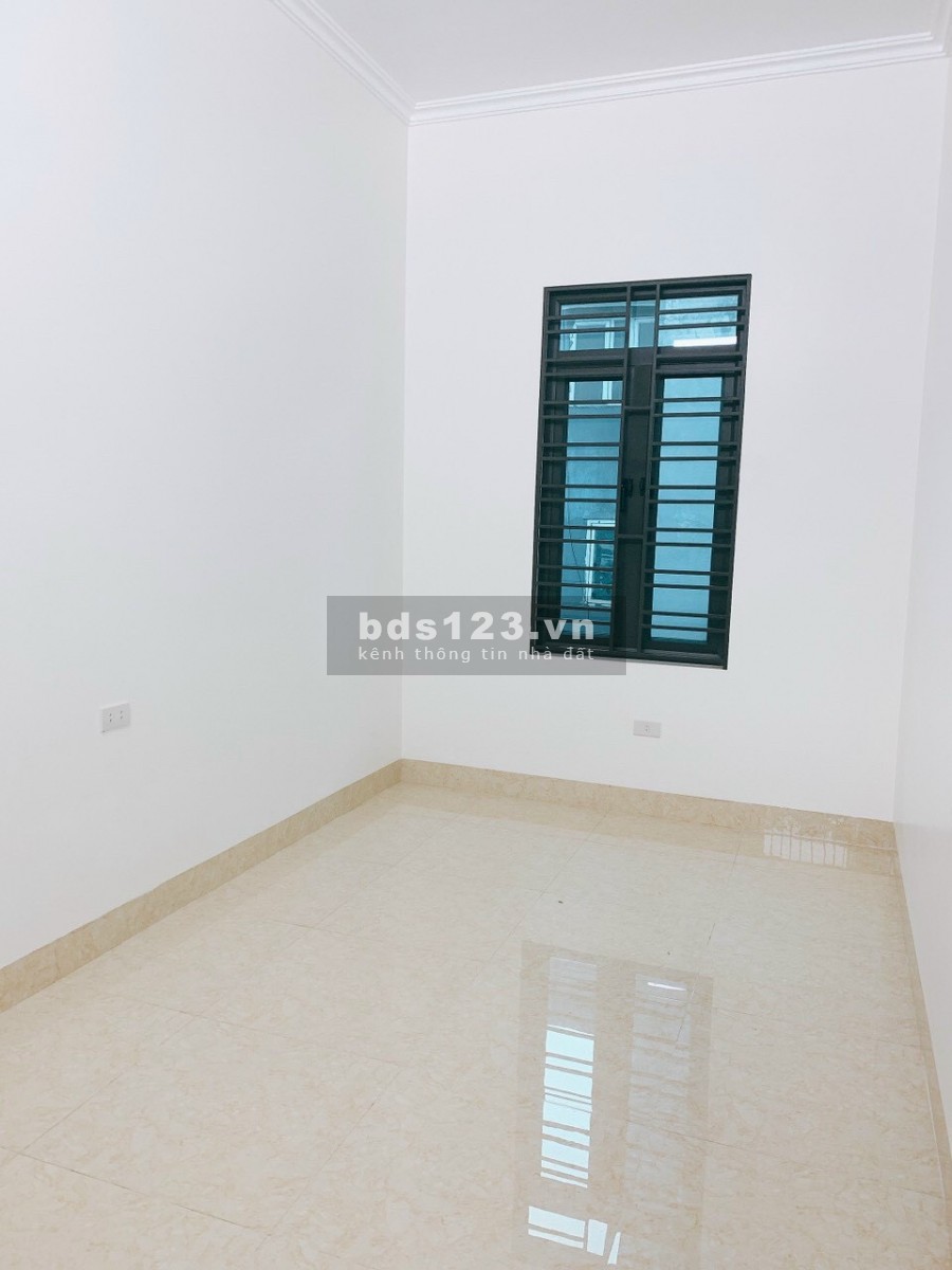 Bán nhà ngõ phố Đinh Văn Tả, TP HD, 50.4m2, mt 5.8m, 2 tầng, 3 ngủ, chỉ 1 tỷ 350 triệu