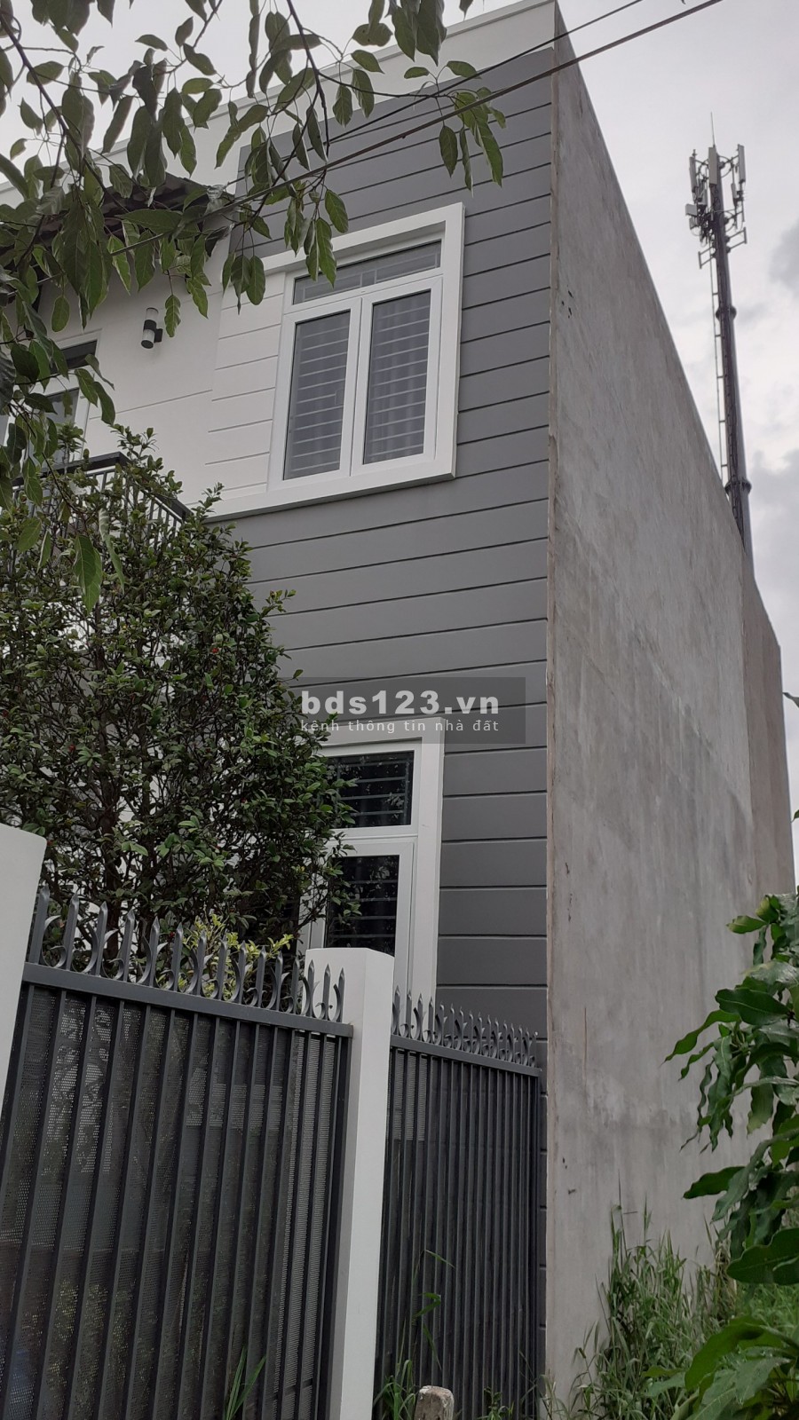 Bán nhà 3.05 tỷ Xã Quy Đức Mr Châu, khu dân cư đông đúc, an ninh