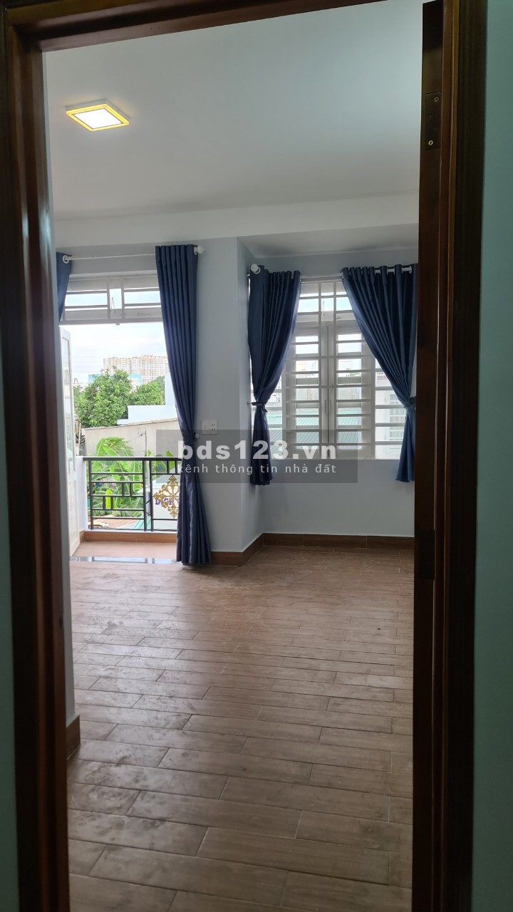 Cho thuê nhà phố mời xây đẹp giá rẻ Q12