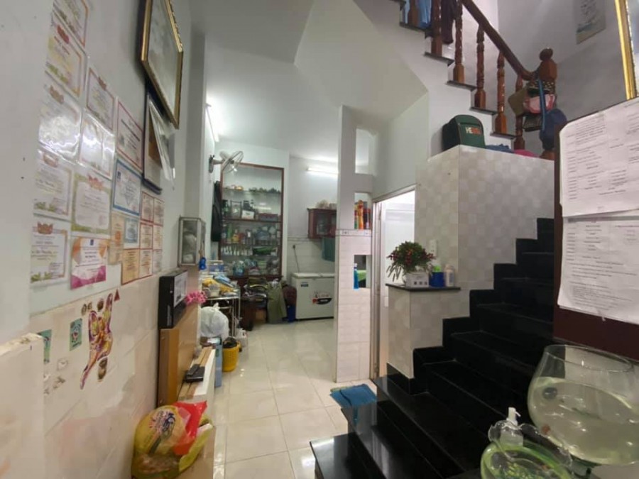 Nhận gửi bán nhà - Vay xã hội đen Bán gấp Nhà đẹp long lanh Nguyễn Tri Phương, Quận 10, 40m2, 3 Tầng, 5 Tỷ 2