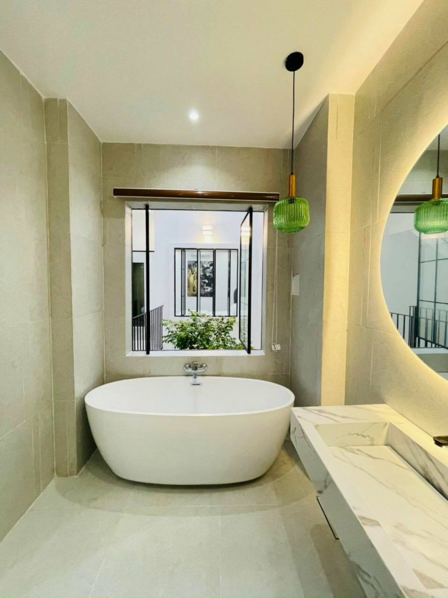Bán nhà mới cực đẹp đường Nguyễn Oanh,P.17 Gò Vấp. 4.5 x 15m giá chỉ 6,5 tỷ TL.