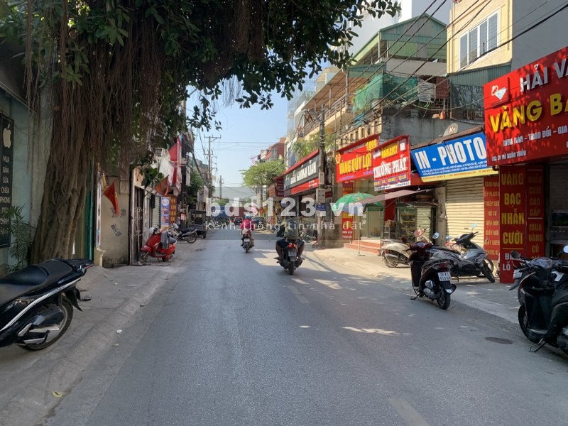 Long Biên- Vũ Xuân Thiều Bán nhà mặt phố kinh doanh-lô góc.