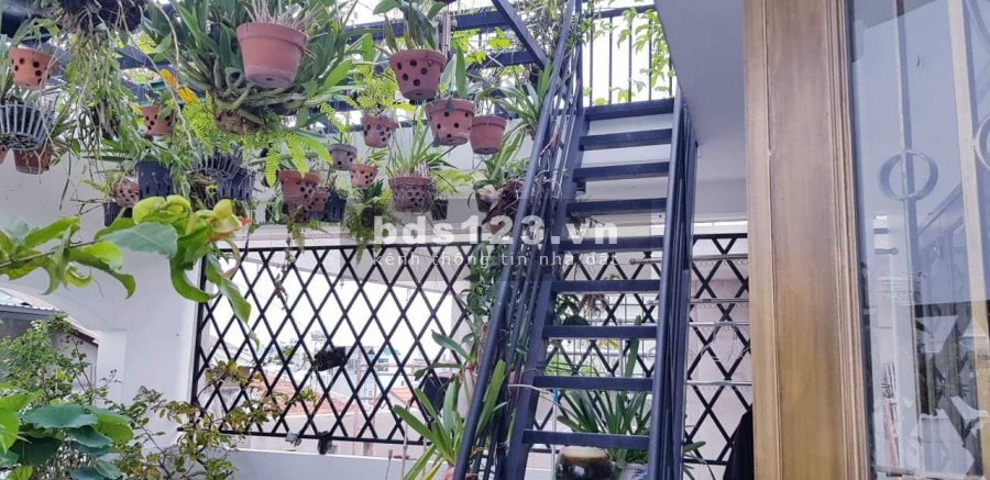 Bán nhà mặt tiền Thạch Lam,Tân Phú, 3 tầng lầu, ko quy hoạch