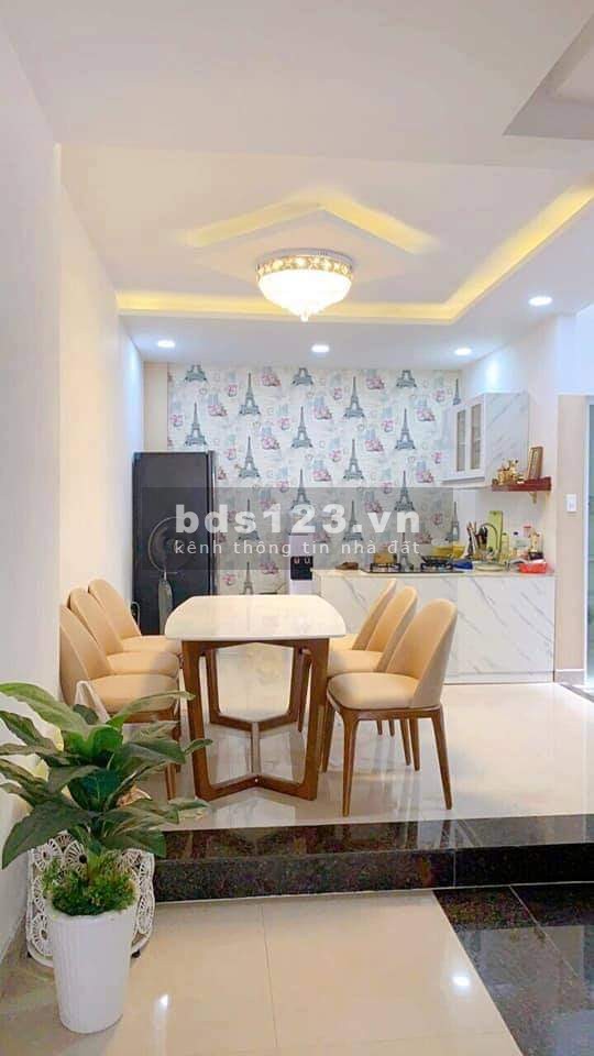 Bán nhà mặt tiền đường Tây Sơn, Quận Tân Phú,chỉ 100 triệu/m2