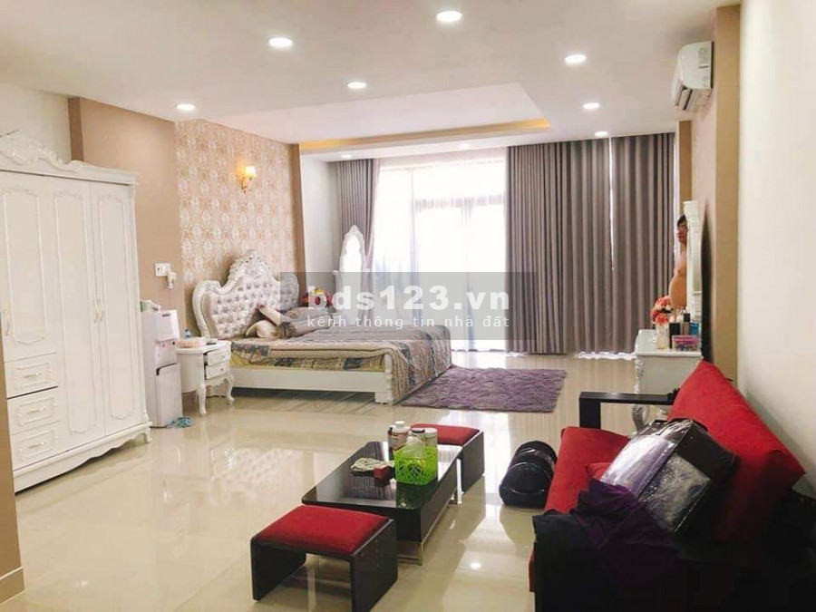 Bán nhà mặt tiền đường Tây Sơn, Quận Tân Phú,chỉ 100 triệu/m2