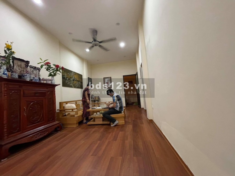 Bán nhà Trung Kính, phân lô, ô tô tránh, vỉa hè, 58m2, mặt tiền 5.8m, 11.5 tỷ