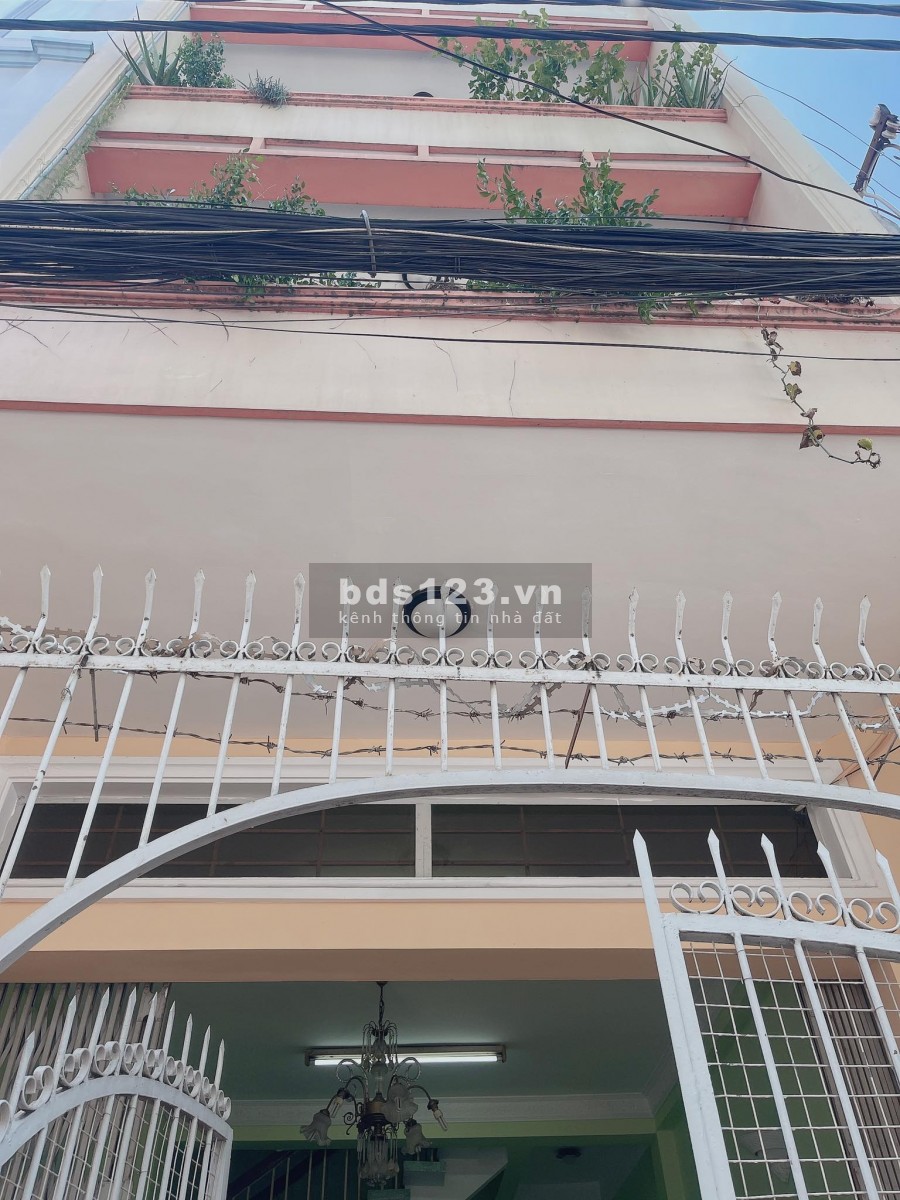 Bán Nhà Đẹp HXH 5PN CMT8 Quận 10, 4,5x12,9m, giá 8,7 tỷ, TẶNG QUÀ HOT !