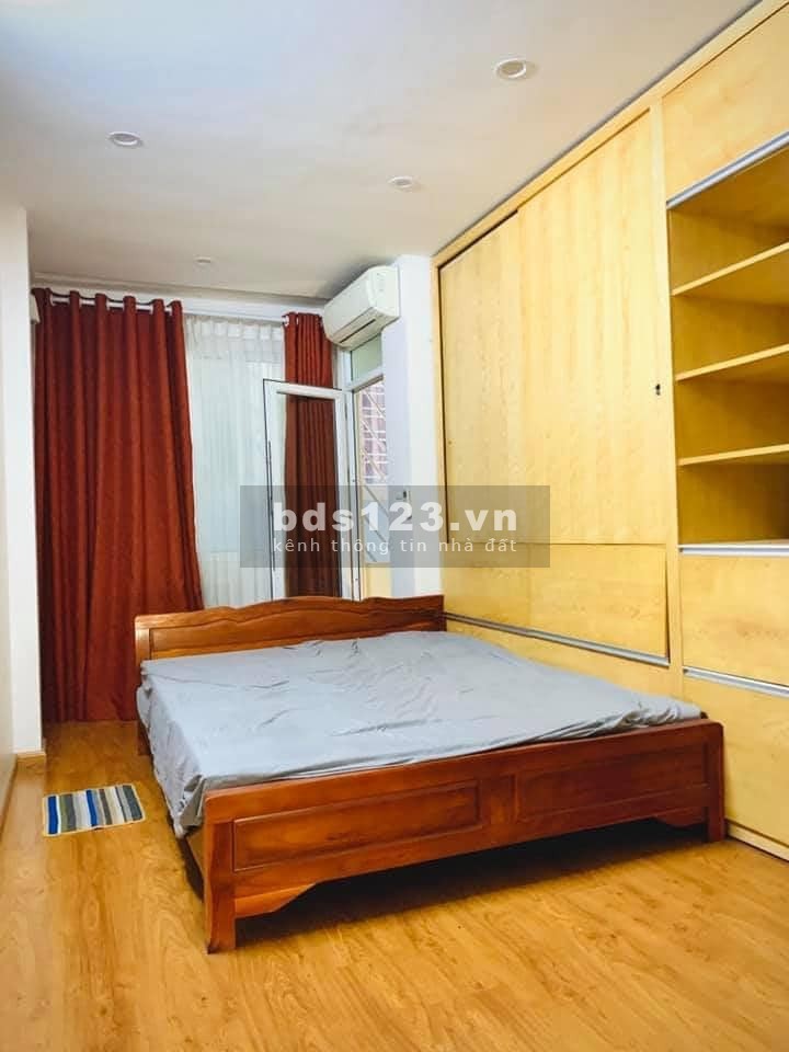 Bán nhà riêng Bùi Xương Trạch, Thanh Xuân, Hà Nội, 43m2 x 5 tầng, giá 4.2 tỷ.