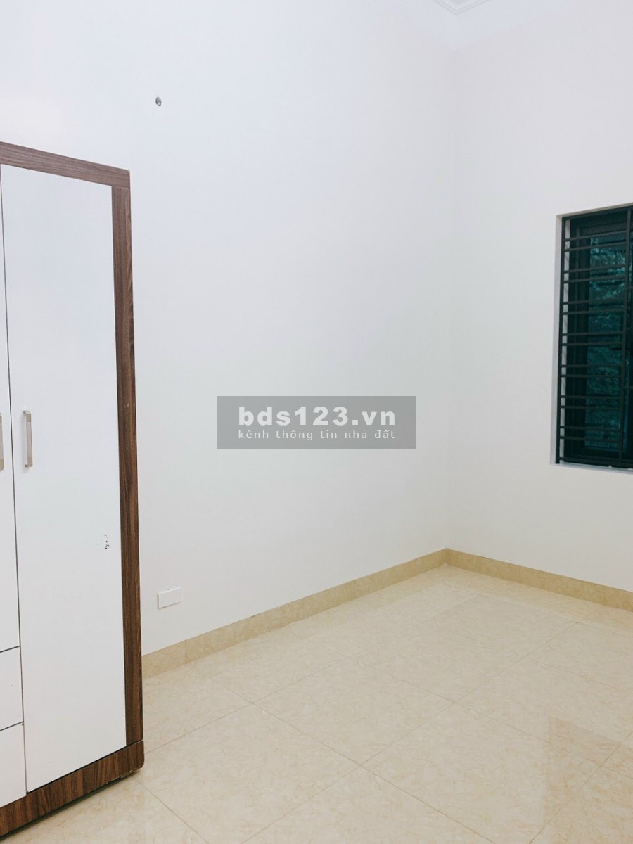 Bán nhà ngõ phố Đinh Văn Tả, TP HD, 50.4m2, mt 5.8m, 2 tầng, 3 ngủ, chỉ 1 tỷ 350 triệu