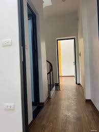 Nhà Hoàng Mai, 43m2, 3 tầng, lô góc, giá 2.65 tỷ, chủ nhà, sổ đẹp