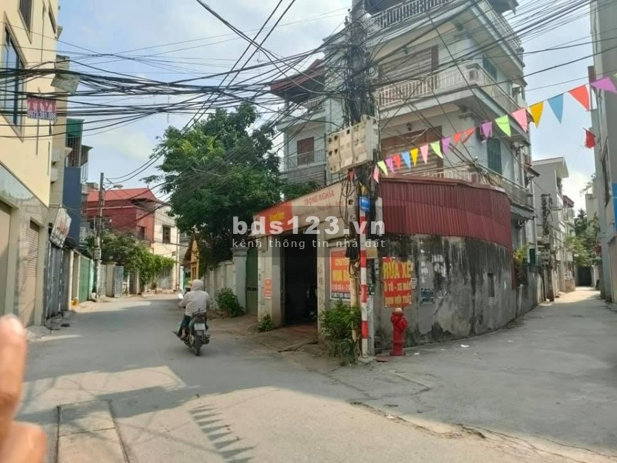 Lô góc mặt tiền ngõ Nguyễn Văn Linh, ô tô đỗ cửa, kinh doanh, dt 40m2, giá 2.3 tỷ