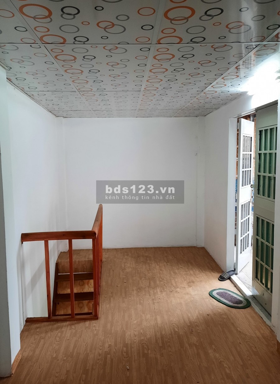 Nhà ngay trung tâm Lý Thường Kiệt, 19m2, hẻm xe hơi, chỉ 1 tỷ 92