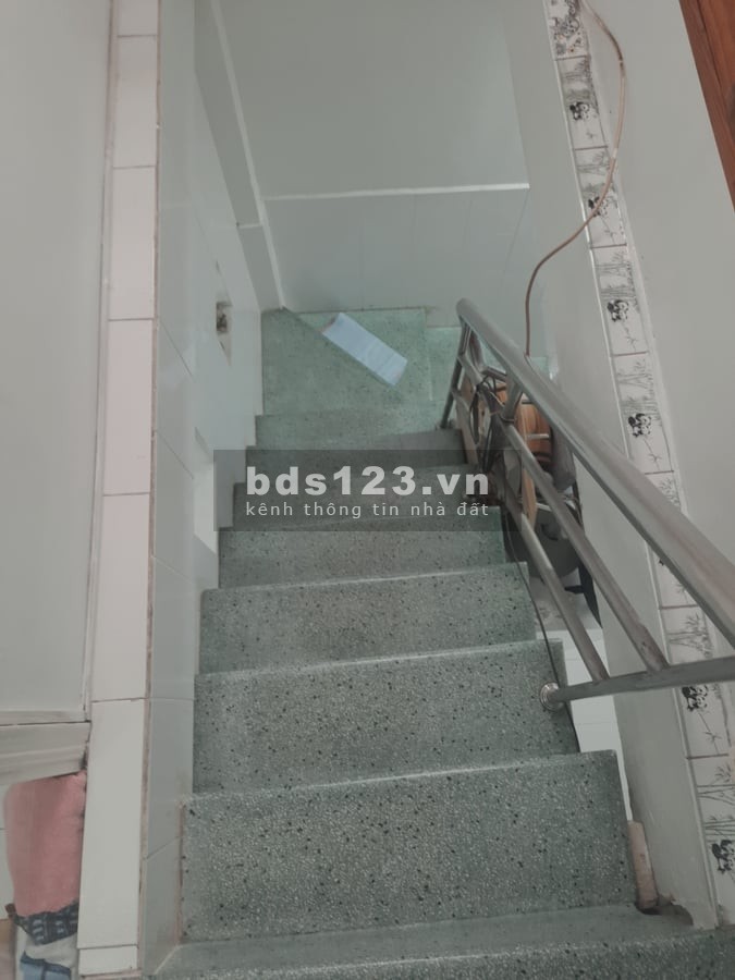 Bán Gấp Nhà sát MẶT TIỀN 3PN Ngô Gia Tự, Quận 10, 4x14, chỉ 4 tỷ hơn.