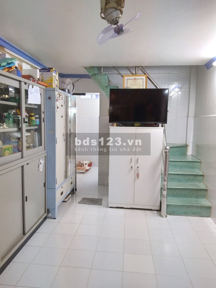 Bán Gấp Nhà sát MẶT TIỀN 3PN Ngô Gia Tự, Quận 10, 4x14, chỉ 4 tỷ hơn.