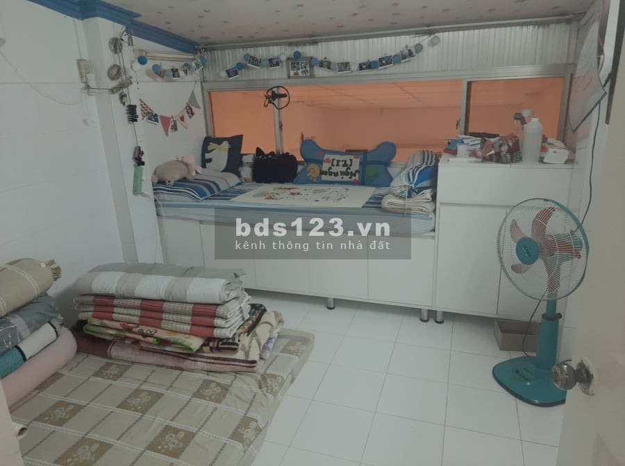 Bán Gấp Nhà sát MẶT TIỀN 3PN Ngô Gia Tự, Quận 10, 4x14, chỉ 4 tỷ hơn.