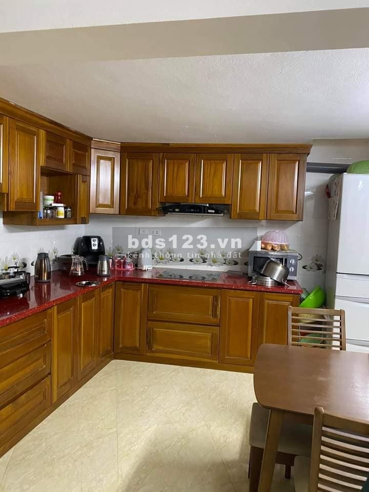 Bán nhà Văn Quán, 37M, 5 tầng, Nhà Đẹp Nội Thất Xịn, Sổ Hoa Hậu, nhỉnh 4 tỷ. Liên Hệ: 0989436616