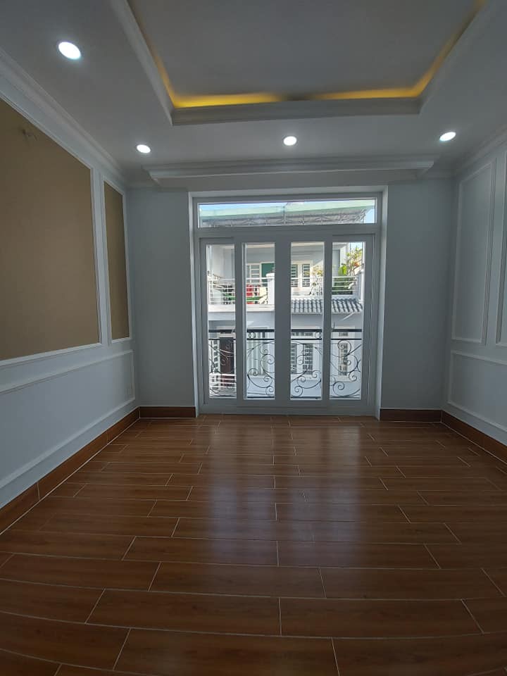 Bán gấp nhà Lê Đức Thọ, Gò Vấp dtsd 42m2 giá chỉ 5 tỷ 6