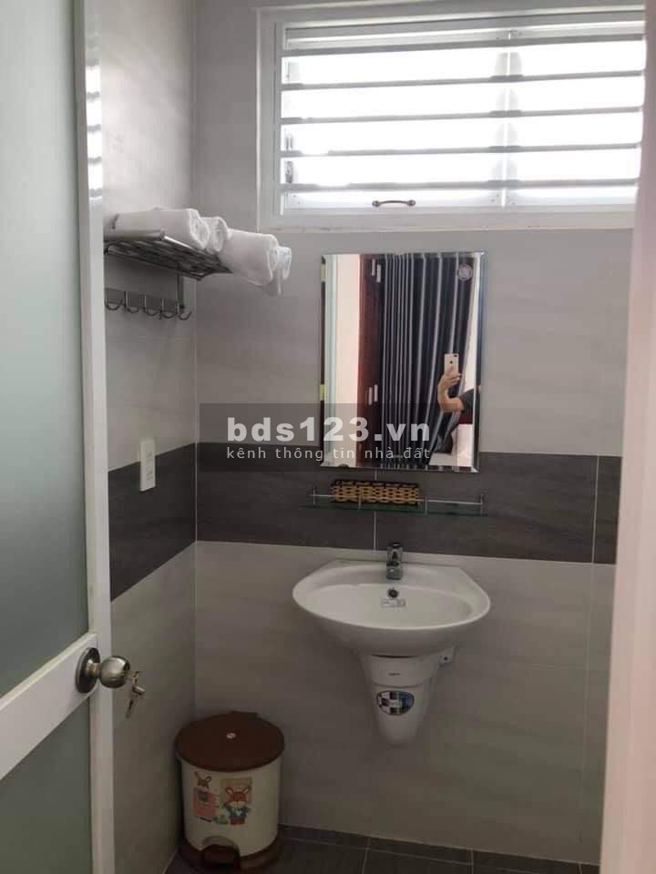 Cần bán gấp khách sạn mới hoạt động 2 năm, đầy đủ nội thất, giá 7.5 tỷ