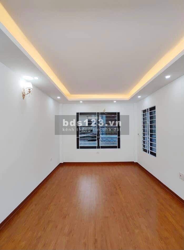 Vỡ nợ bán nhà gấp Nguyễn Khoá, dt 35m2, 4 tầng đúc, giá 2,1 tỷ, gọi ngay 0945820099