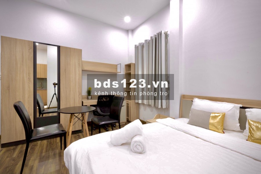 Cho thuê căn hộ full nội thất, đường Duy Tân, Quận Phú Nhuận