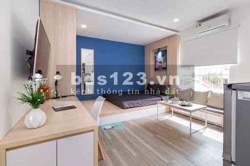 Bán nhà hẻm Lê Văn Sỹ Nguyễn Trọng Tuyển, Tân Bình, 5 phòng ngủ, giá rẻ, LH0909205956
