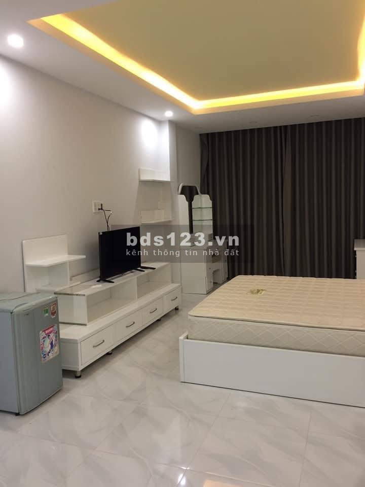 Nhà mặt tiền HXH Lưu Nhân Chú gần 70m2, k/c 4 lầu, Phạm Văn Hai-Hoàng Sa chỉ 9 tỷ: