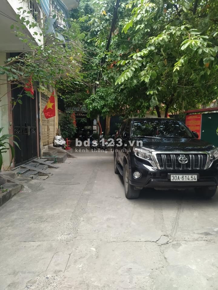 Hiếm phân lô Nguyễn Khoái, ô tô đỗ cửa, nhỉnh 4 tỷ, 5 tầng đúc kiên cố, dt 48m2