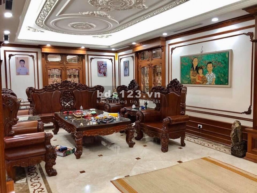 Bán biệt thự VIP lô góc 5 tầng đẳng cấp, sang trọng phố Trung Kính 290m2 giá 80 tỷ. LH 0912442669