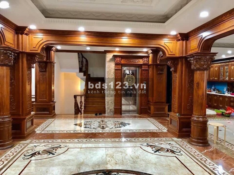 Bán biệt thự VIP lô góc 5 tầng đẳng cấp, sang trọng phố Trung Kính 290m2 giá 80 tỷ. LH 0912442669