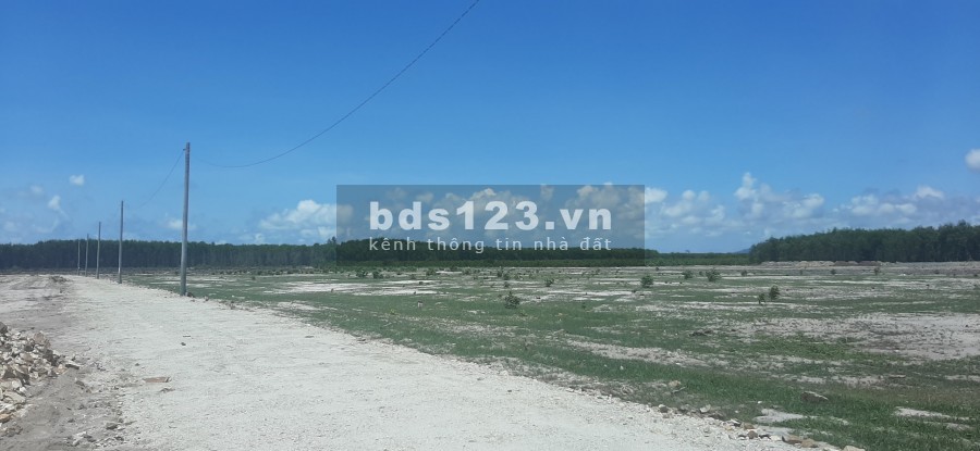 Còn 8 nền cuối cùng có sổ, 100m2 thổ cư tại KDC Sân Bay Lộc An chỉ 900tr/nền có bớt lộc cho khách