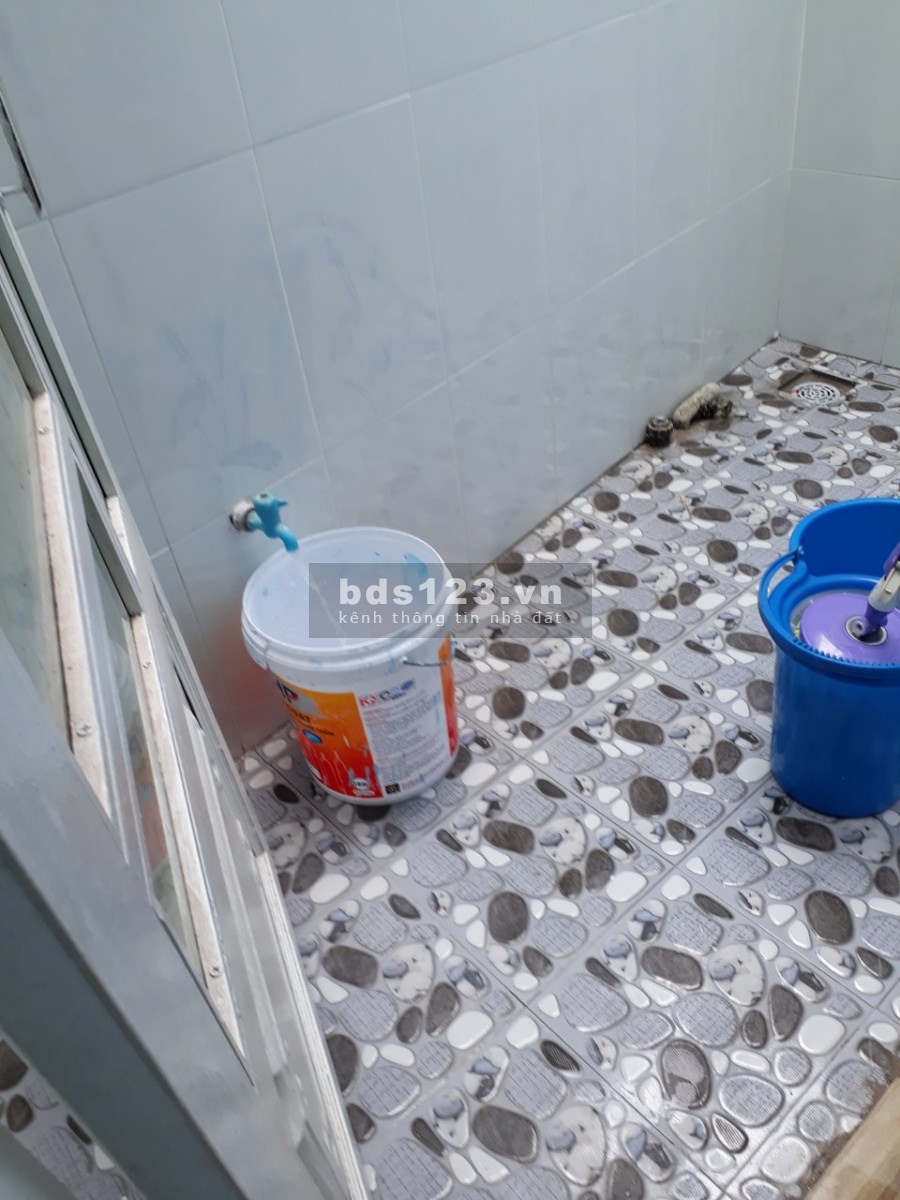 Cho thuê nhà 5x25 Có sân oto Hẻm xe hơi QL13