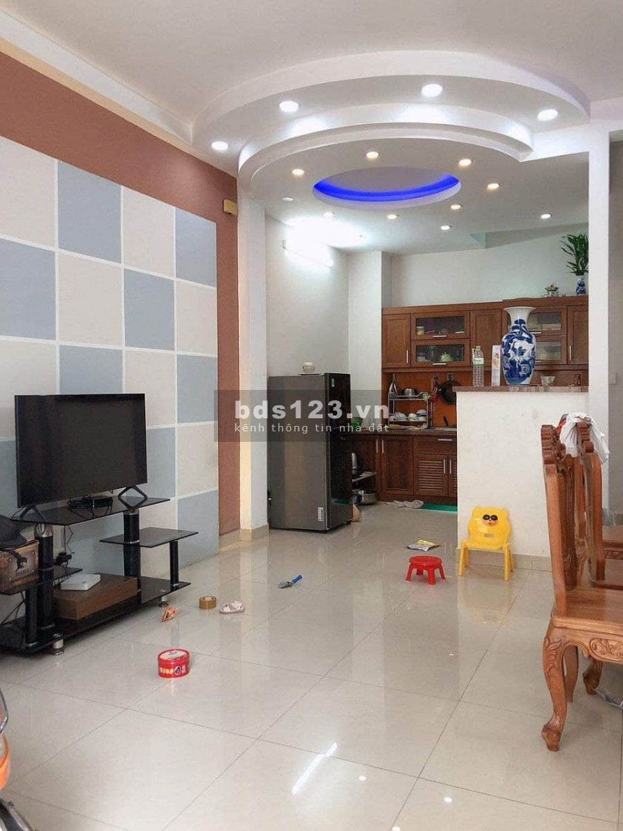 Nhà Siêu Rẻ Nằm Gần AEON Tân Phú, DT: 35m2, giá nhỉnh 3 Tỷ, thương lượng