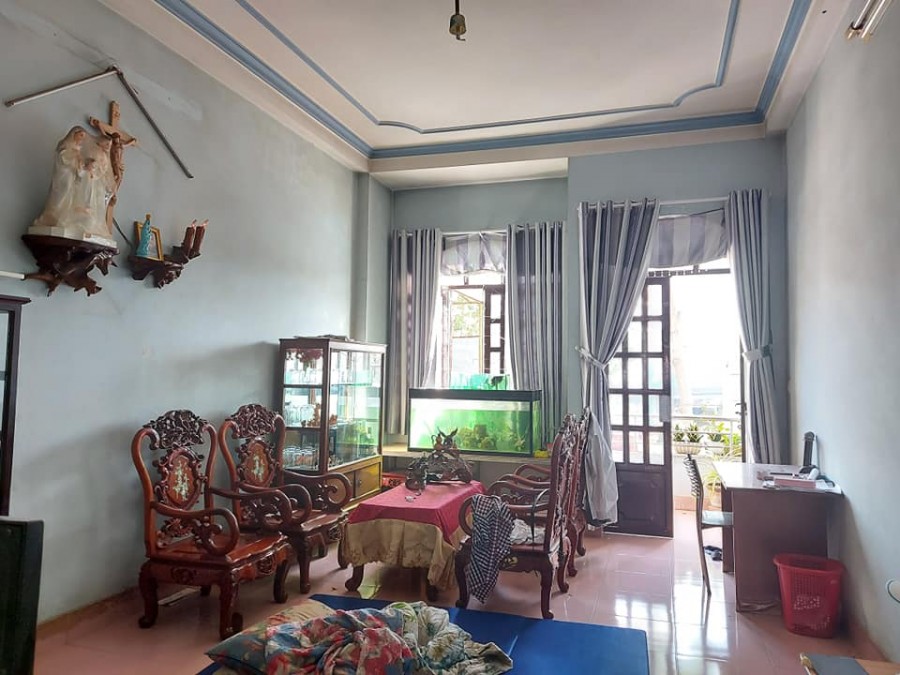 Bán Mặt tiền Lê Đức Thọ P17 Giá 13,5 tỷ TL DT 70m2 ngang 4