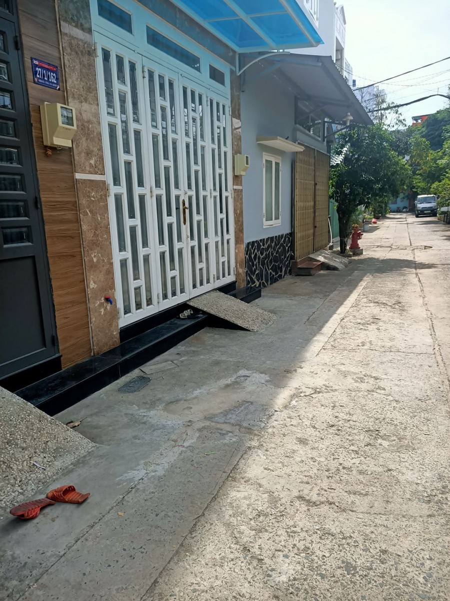 Chính chủ bán nhà Gò Vấp 50m2, 3.5x8, 4tầng giá 3 tỷ 00 . LH Ngay 0852889139 Mr.Nhật