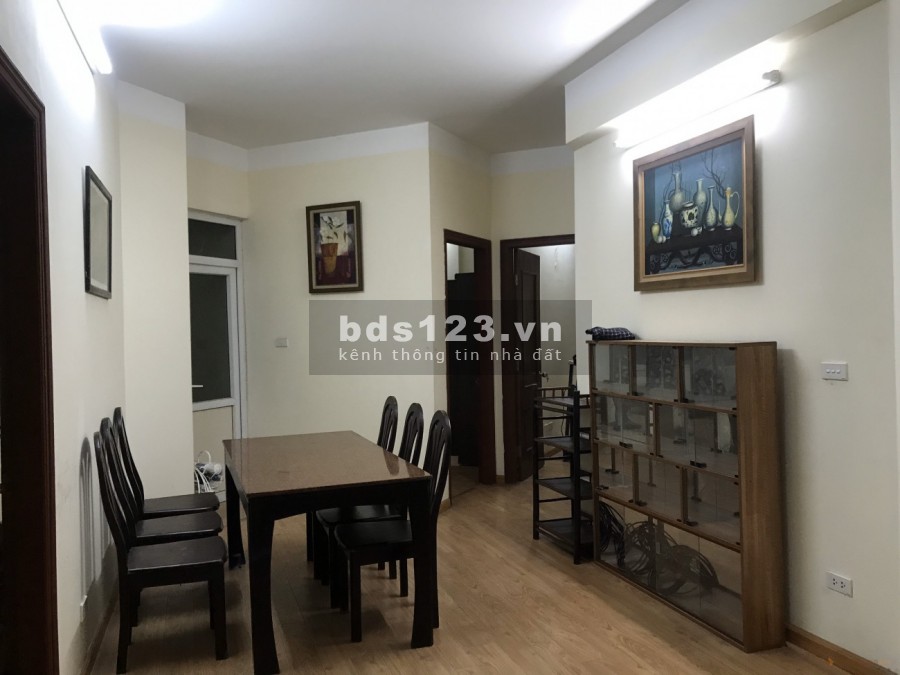 Cho thuê Chung cư 57 Vũ Trọng Phụng 2 ngủ đồ cơ bản 10 triệu/tháng. Lh 0377983070